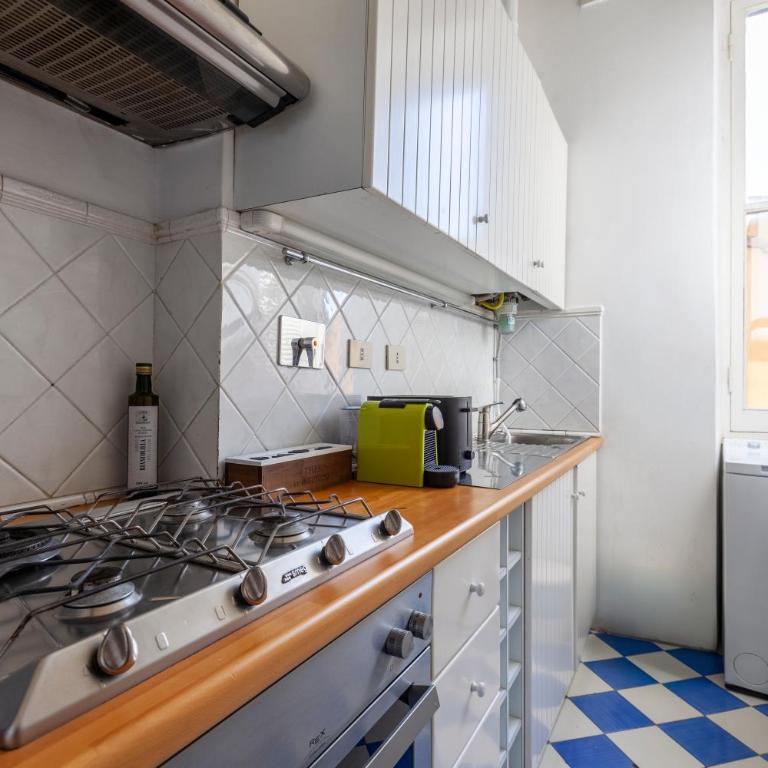Spanish Steps Charming Apartment - Appartamento con 2 Camere da Letto - 15