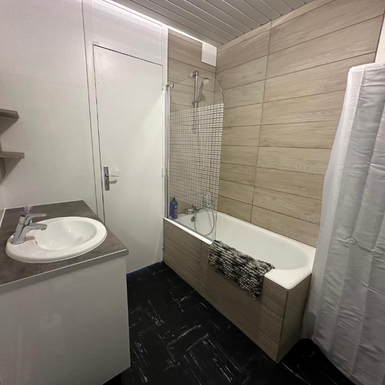 Petit cocon au cœur de la Mongie - Apartment mit 1 Schlafzimmer - 12