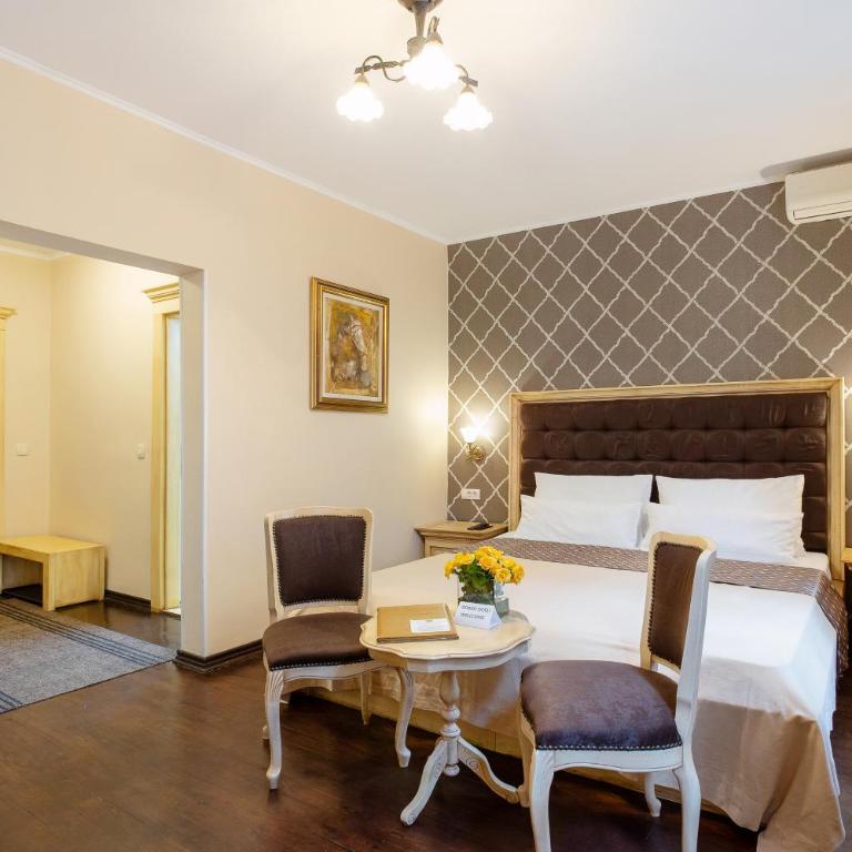 Villa Skadarlija - Standardna Dvokrevetna Soba sa Bračnim Krevetom - 21