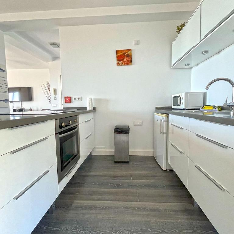 Sol y Mar Apartamento amplio con dos dormitorios y balcón - Apartamento de 2 dormitorios - 14