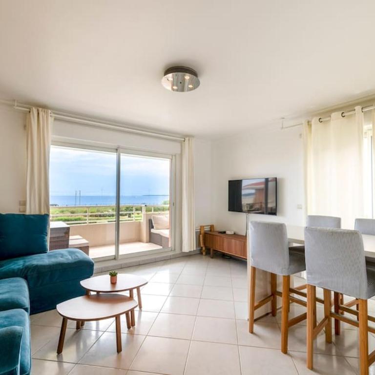 Modern Beachfront family apartment with pool - Appartement 2 Chambres - 1