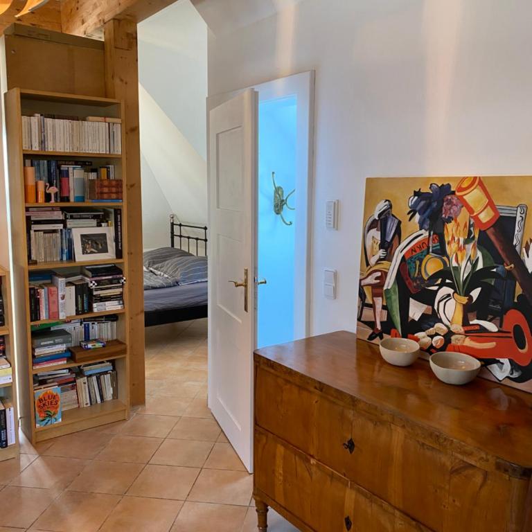 Helle und ruhige Dachgeschosswohnung - Loft - 9
