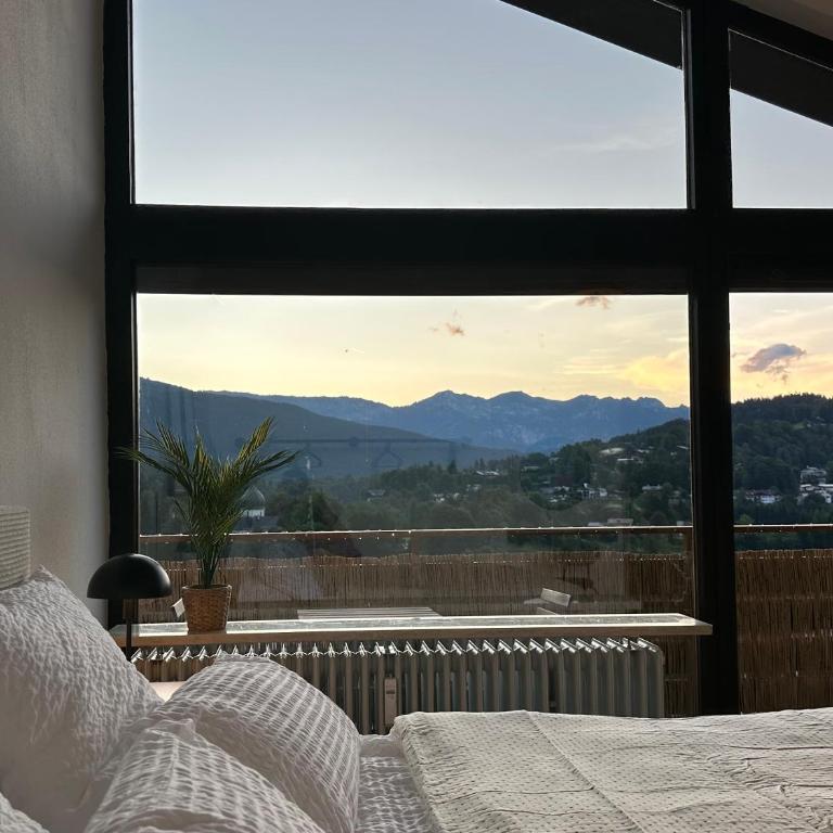 Flow Living I 118qm Design-Maisonette mit Pool I Watzmannblick I Nahe Königssee - Apartment mit 3 Schlafzimmern - 2