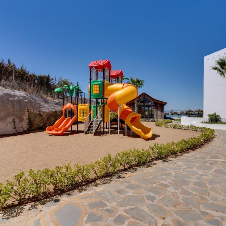 Sea View Penthouse - Magical Resort in the Heart of the Golf Paradise - Paraíso Pueblo, Benahavís - Apartment - 35