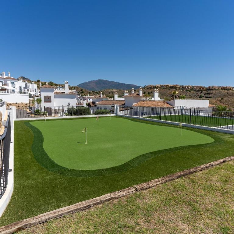 Sea View Penthouse - Magical Resort in the Heart of the Golf Paradise - Paraíso Pueblo, Benahavís - Apartment - 30