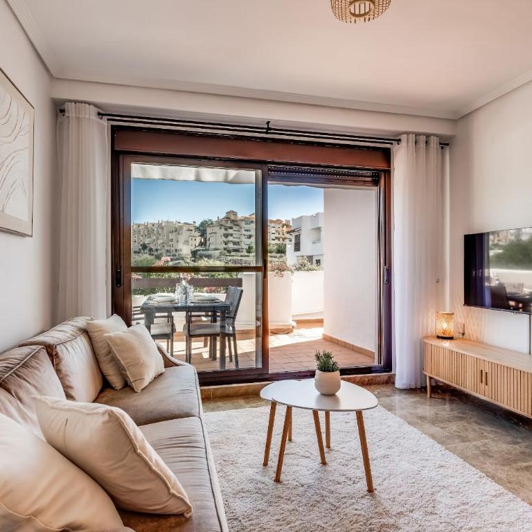 Ultimate Rentals - Appartement Met Uitzicht Op Het Zwembad - Apartamento - 2