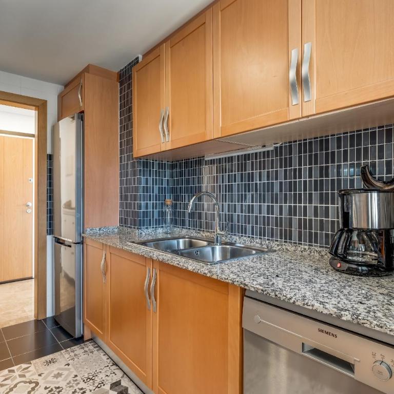 Ultimate Rentals - Appartement Met Uitzicht Op Het Zwembad - Apartamento - 19
