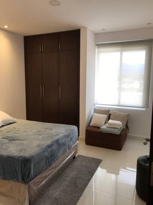 Departamento Exclusivo en Tarija - Apartamento de 2 dormitorios - 40