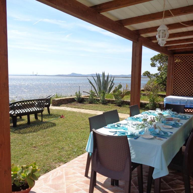 LES PIEDS DANS L EAU - Three-Bedroom House - 12