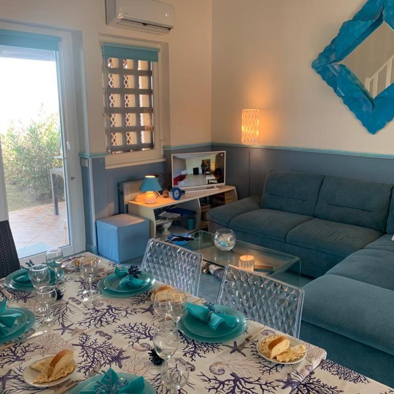 LES PIEDS DANS L EAU - Three-Bedroom House - 32
