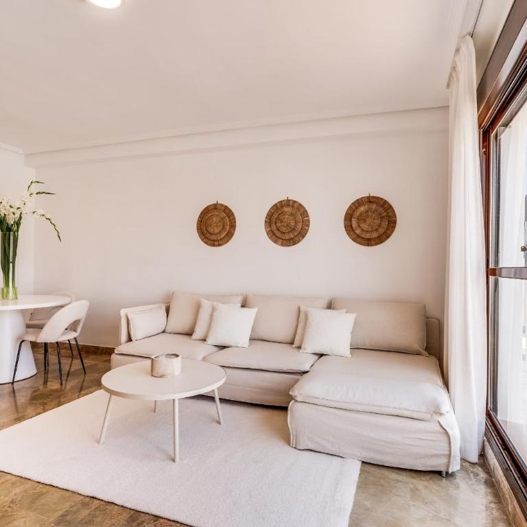 Apartment With Roof Terrace & Parking - Communal Pool and Near the Beach - Apartment - 9