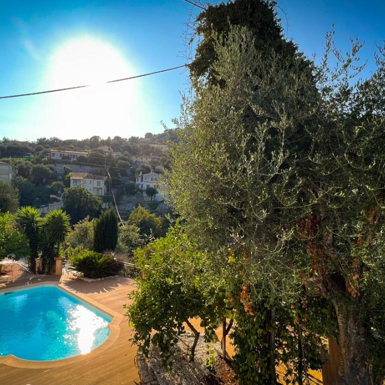 Maison LeFleur - Villa avec piscine sur les hauteurs de Nice - Maison de Vacances - 1
