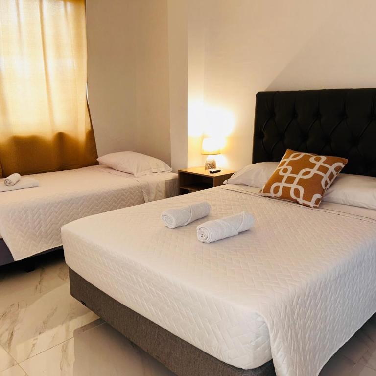 Hospedaje cosmos - Habitación Triple con baño privado - 1