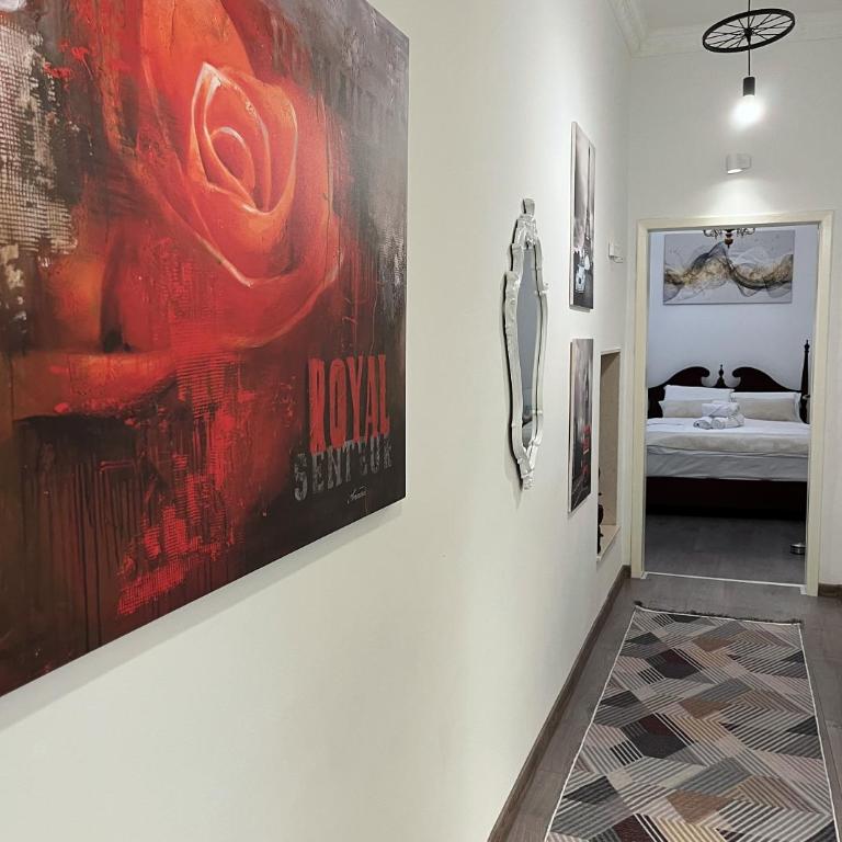 Main Street Retreat Apartment with Free Parking - Two-Bedroom Apartment - 18