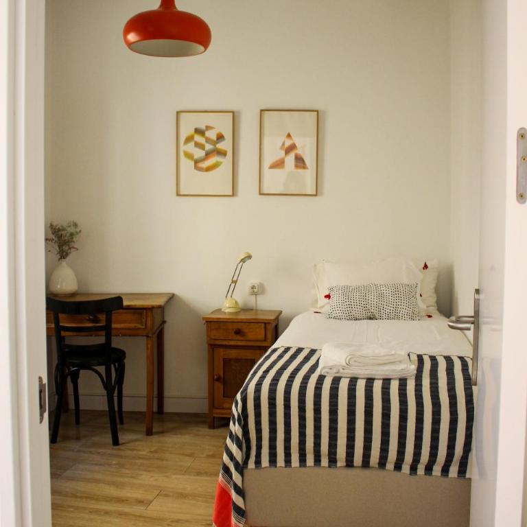 El 8 de Serranos - 1º - Casa con garaje - Apartamento de 2 dormitorios - 16