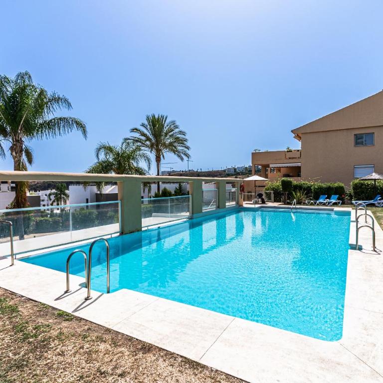 Stylish 2BR Apt - Shared pools - Near Golf and the Beach - Apartamento - 6