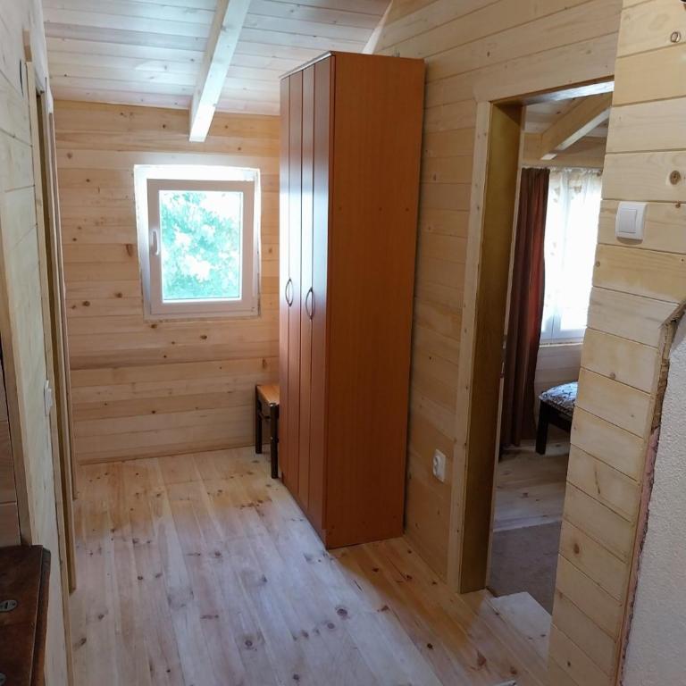 Rent a house - "Laki" - Villa - 63