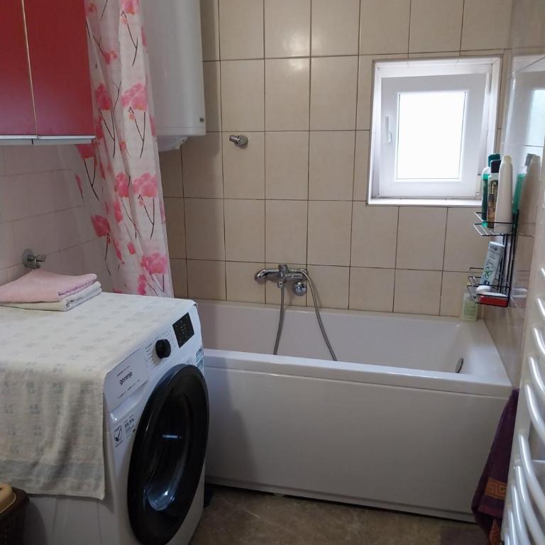Rent a house - "Laki" - Villa - 51