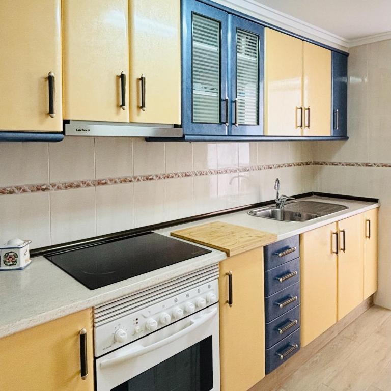 Sun & Sea Cullera - Three-Bedroom Apartment - 17