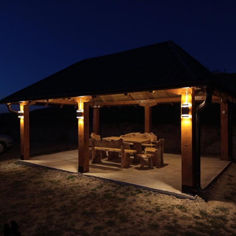 Kucica od drveta 1 - Two-Bedroom House - 21
