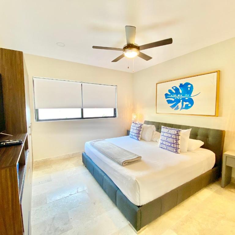 Modern 2-Bedroom, 2-Bath Apartment in the Heart of Playa del Carmen- Arenis Condos - Two-Bedroom Apartment - 7