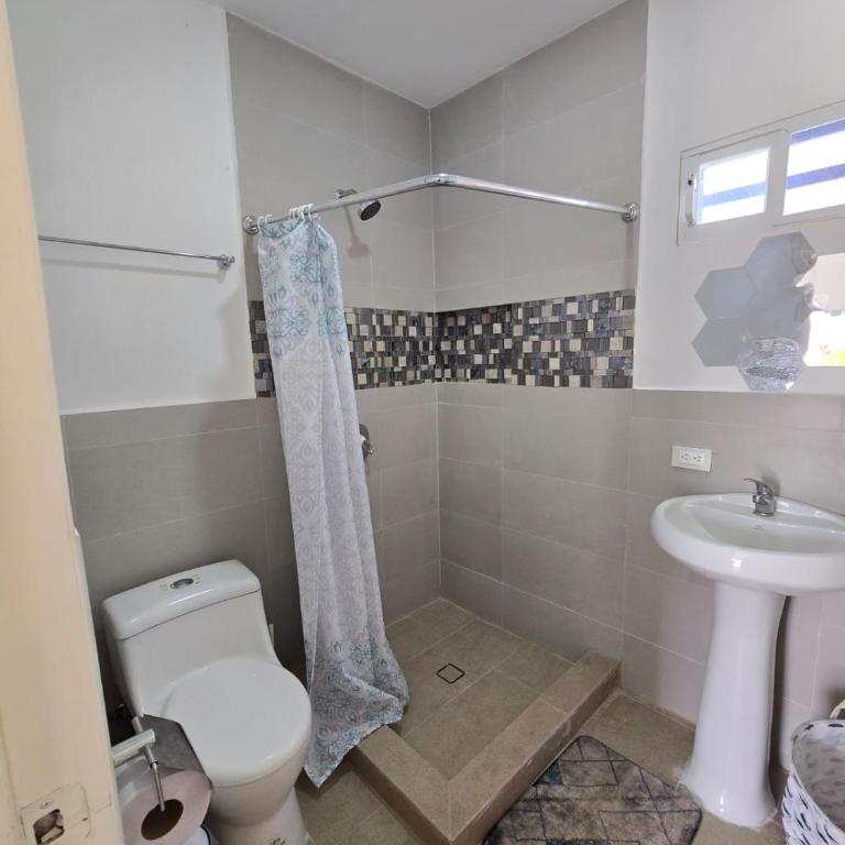 Espectacular Apartamento en Salinas de 3 Dormitorios - Two-Bedroom Apartment - 5