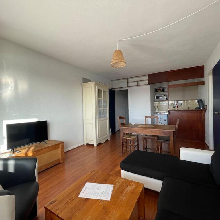 Appartement avec balcon vue sur le port & piscine - Appartamento con 2 Camere da Letto - 17