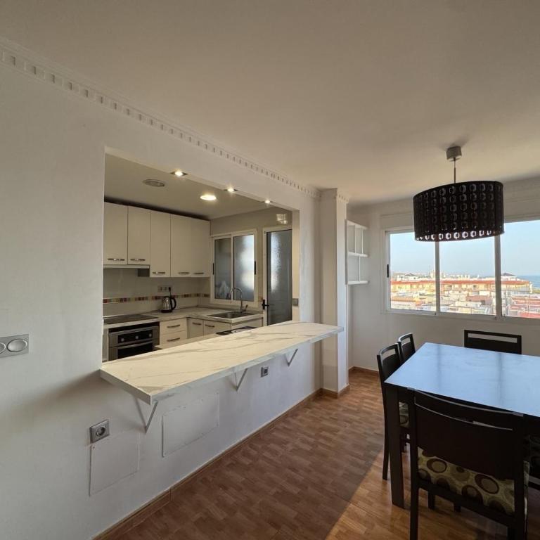 Formidable seaview - Three-Bedroom Apartment - 31
