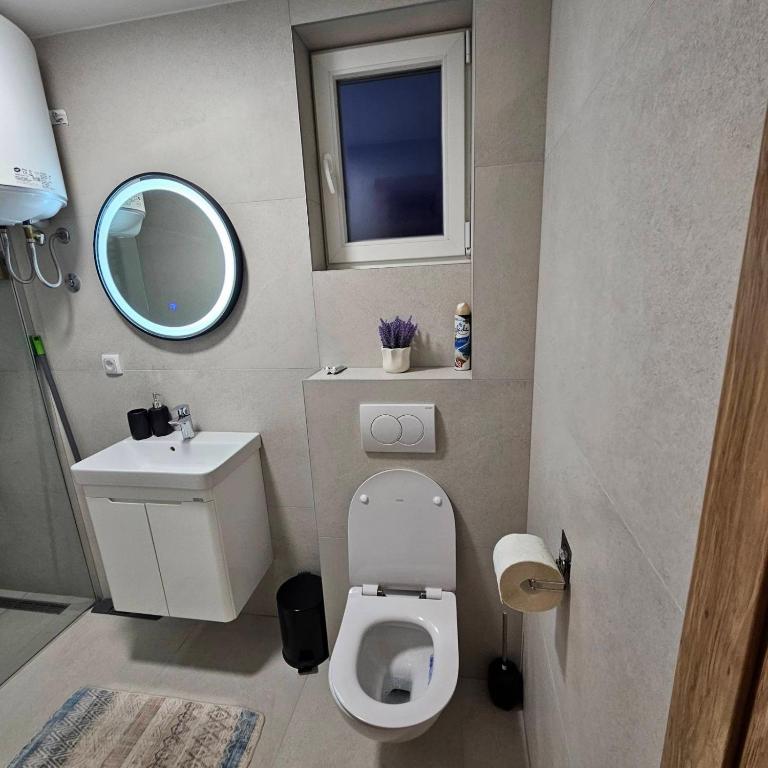 Apartman Nikola - One-Bedroom Apartment - 11