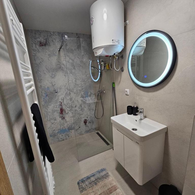 Apartman Nikola - One-Bedroom Apartment - 10