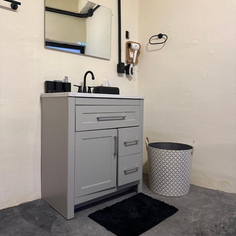 509 Accommodation - King Studio with Sofa Bed - 6