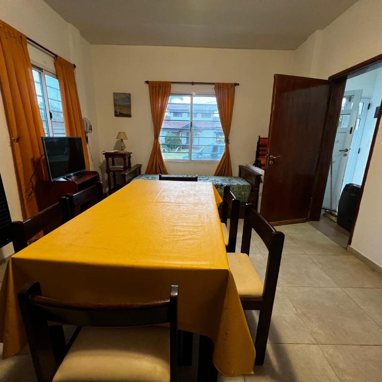 Casa a 50 metros del mar cerca del centro comercial - Casa de 3 dormitorios - 7