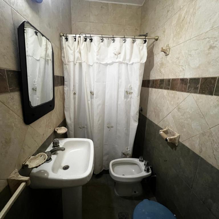 Casa a 50 metros del mar cerca del centro comercial - Casa de 3 dormitorios - 18
