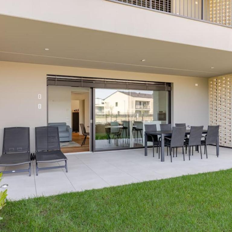 Poolvision Apartment - Two-Bedroom Apartment - 6
