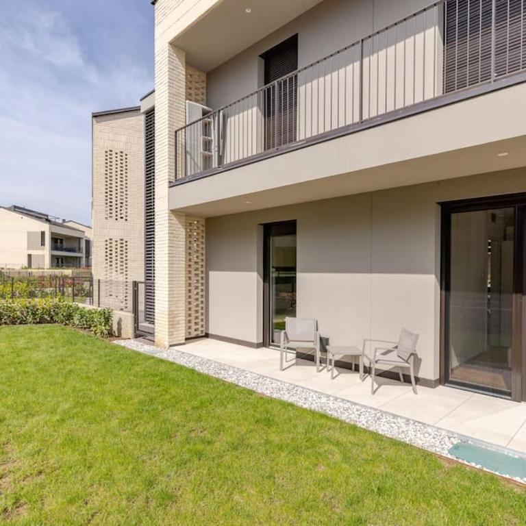 Poolvision Apartment - Two-Bedroom Apartment - 8