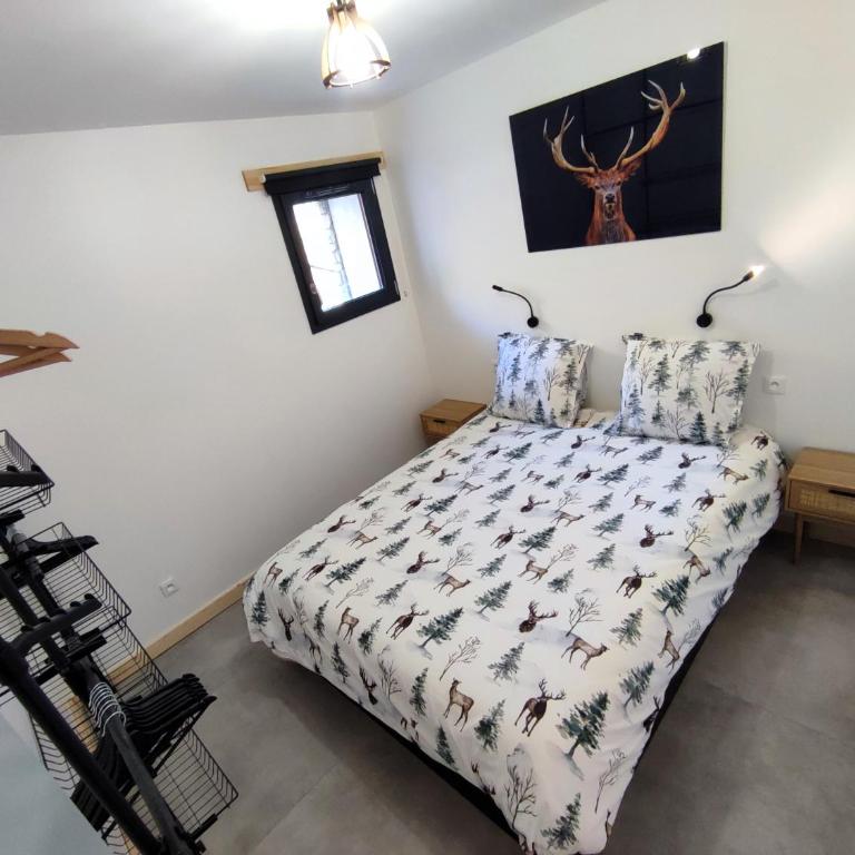 Le Bois Cosy appartement 4 étoiles 6 personnes, ACCES SKI ALPE D'HUEZ GRAND DOMAINE A 3 K M - Appartement 2 Chambres - Vue sur Lac - 42