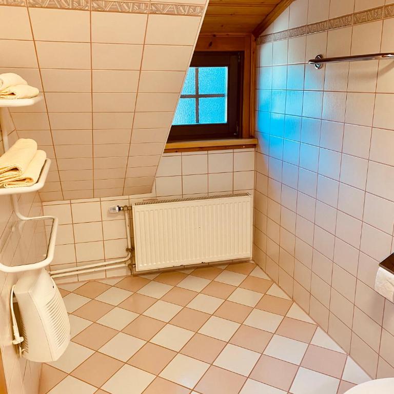 Unerzhuberhof - One-Bedroom Apartment - 6