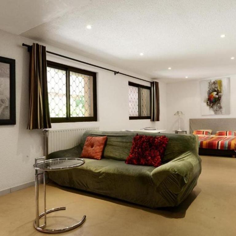 Le Clos Saint Jean, vue Cité, piscine et parking - Studio mit Poolblick - 7
