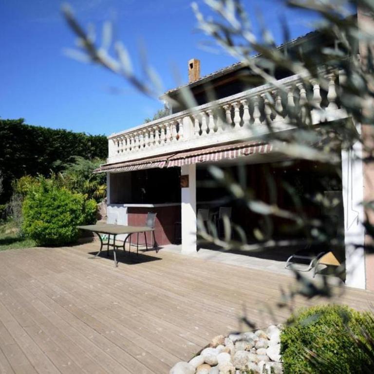 Le Clos Saint Jean, vue Cité, piscine et parking - Studio mit Poolblick - 33