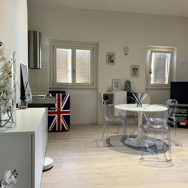 Suite Leonella - Appartamento con 1 Camera da Letto - 3