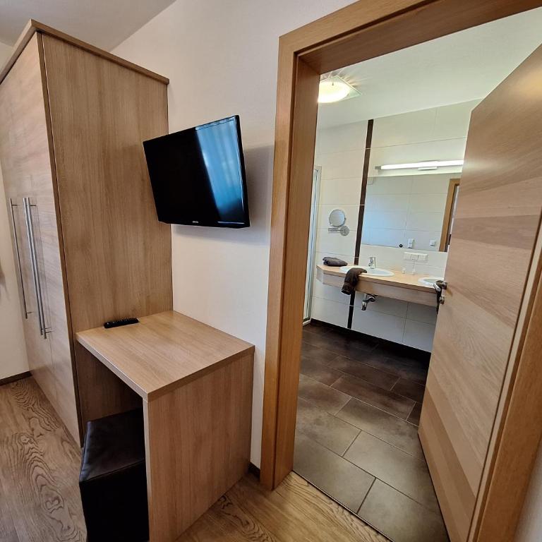 Die Schladmingerin - Apartment mit 3 Schlafzimmern und Balkon - 15