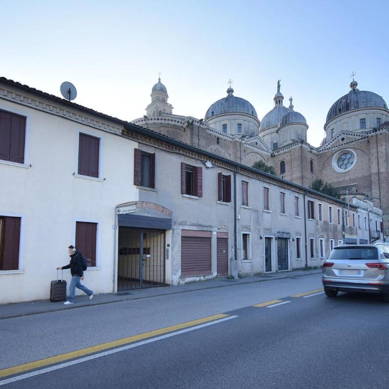 Welc-ōM Near Sant'Antonio Free Parking - Appartamento con 2 Camere da Letto - 20