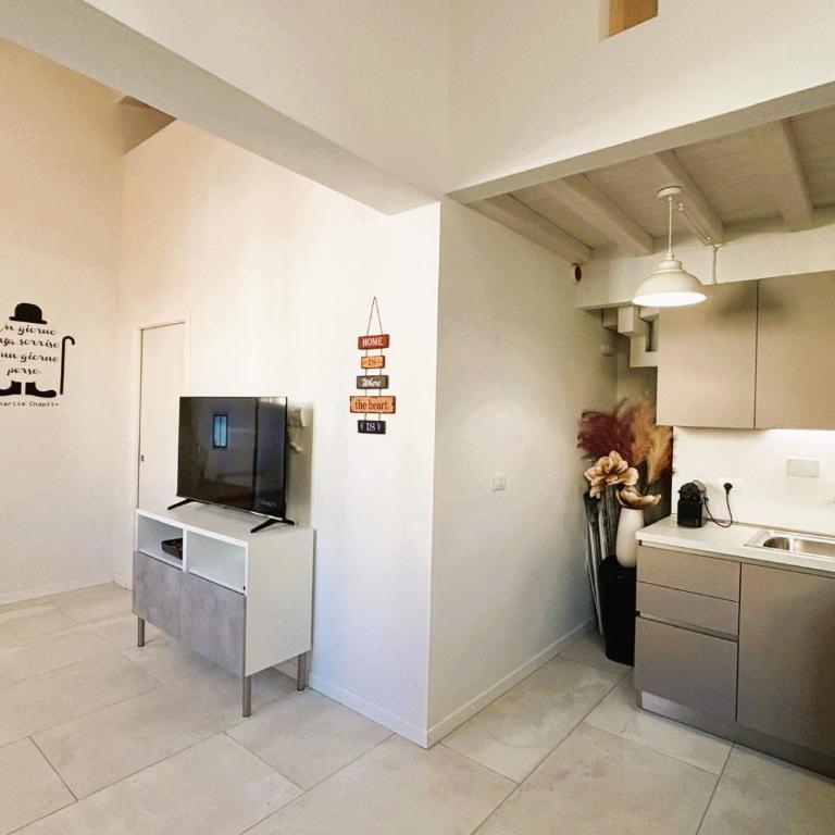 White Iris Apartment - Appartamento con 3 Camere da Letto - 12