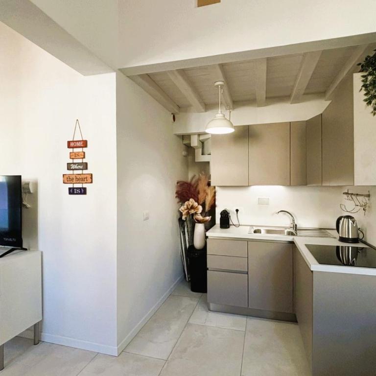 White Iris Apartment - Appartamento con 3 Camere da Letto - 10