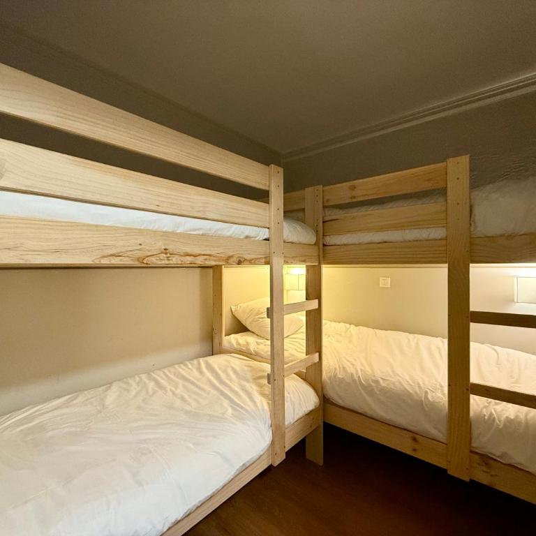 Appartement 8 personnes dans chalet privé, piscine, ski in - Appartement 3 Chambres - 32