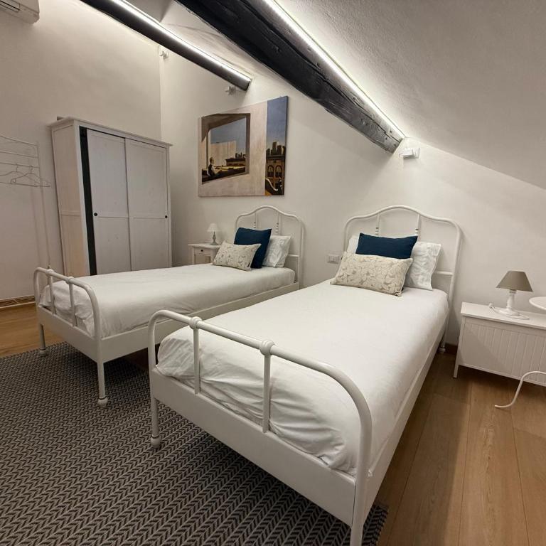 Sunny 2BR Penthouse Near Milano Centrale - Two-Bedroom House - 46