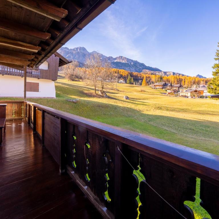 GuestHost - Silent Peaks - Cortina's Wooden Haven - Appartamento con 1 Camera da Letto - 2
