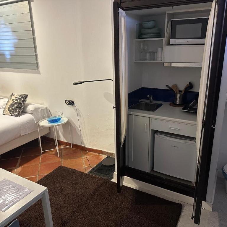 La Casa del Río - Estudio con sofá cama - 3