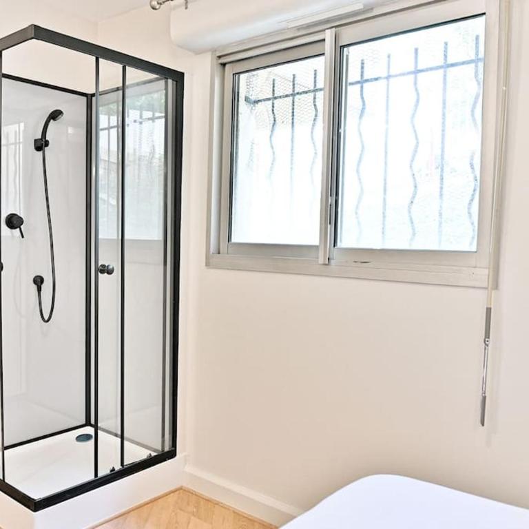 Appartement spacieux et paisible Paris 19ème - II - Appartement 2 Chambres - 53
