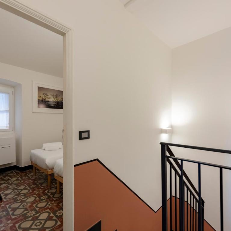 JOIVY Bright 2BR flat, moments from the beach - Two-Bedroom Apartment - 14